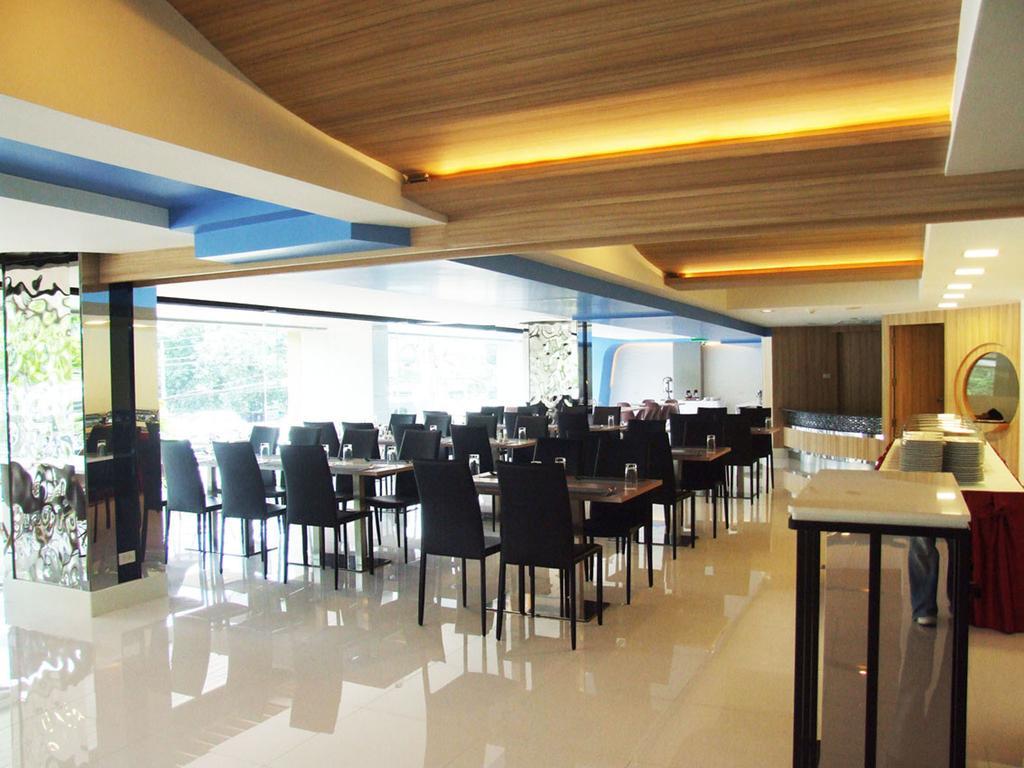 Grand Tower Inn Sathorn Hotel Bangkok Exteriér fotografie