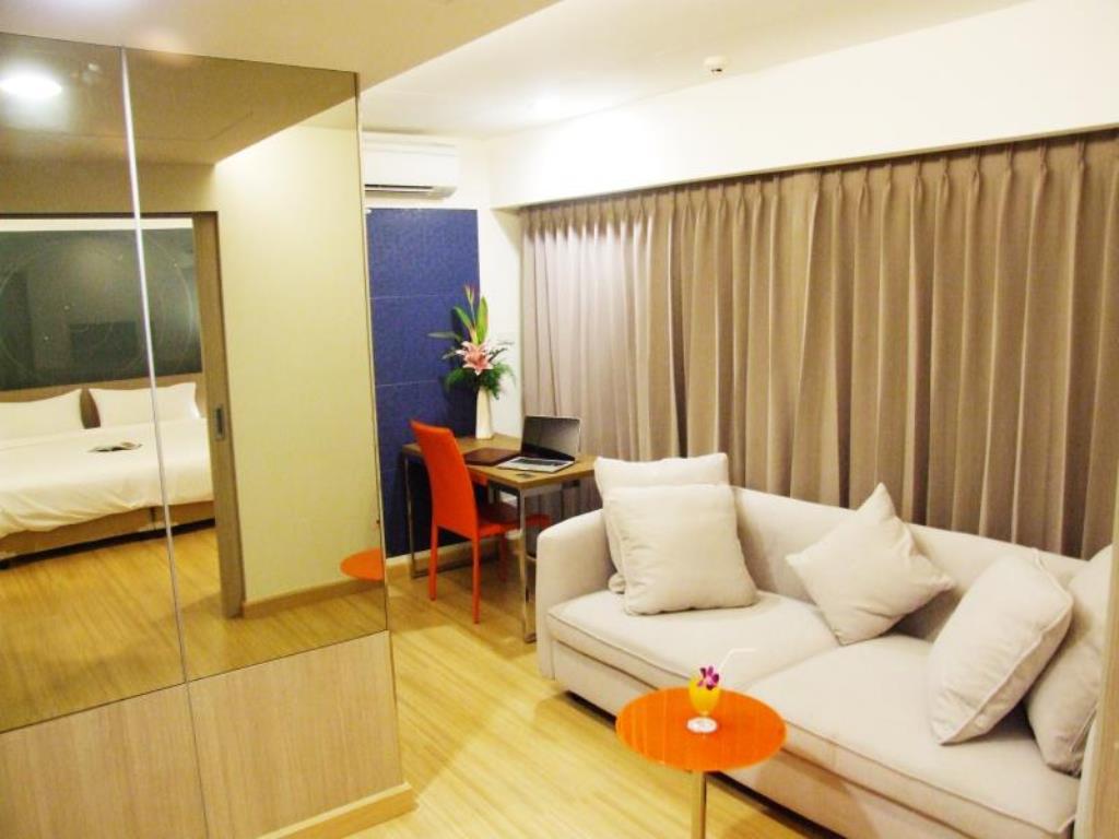 Grand Tower Inn Sathorn Hotel Bangkok Exteriér fotografie